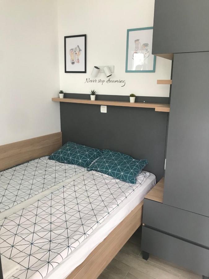 Home Apartment Luna 1 Skopje Eksteriør billede