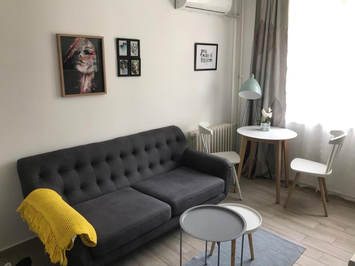 Home Apartment Luna 1 Skopje Eksteriør billede